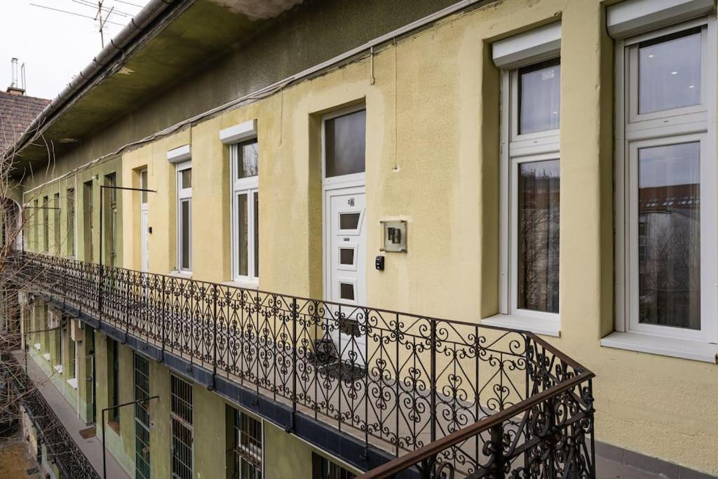Peppy Home Of Harmony Budapest Kültér fotó